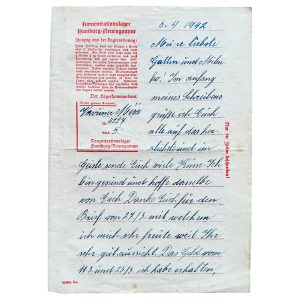Originální dopis z roku 1942 z koncentračního tábora Neuengamme, napsaný vězněm Misou Lorenzen. Dopis je na oficiálním táborovém papíře s vytištěnými pravidly tábora a záhlavím "Konzentrationslager Hamburg-Neuengamme". Vzácný historický dokument poskytující vhled do života v nacistickém koncentračním táboře během holokaustu.